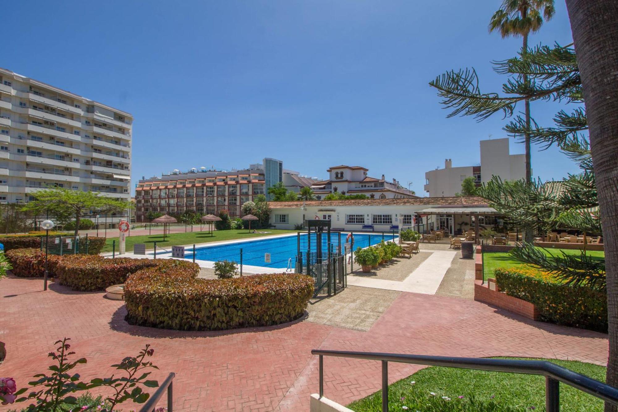 Carihuela Palace 418 By Ivi Real Estate Torremolinos Eksteriør bilde